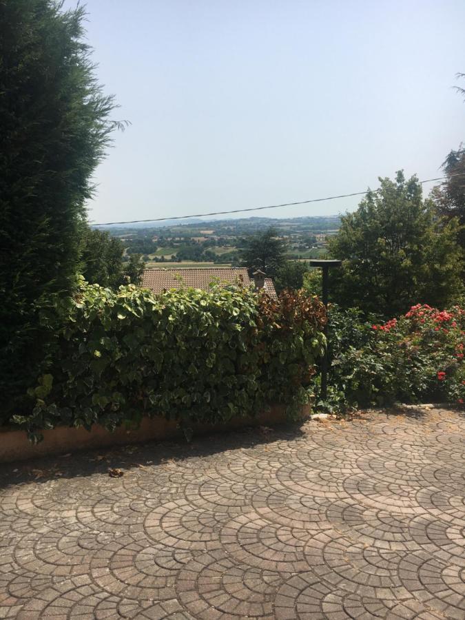 מאראנלו Villa Isella מראה חיצוני תמונה